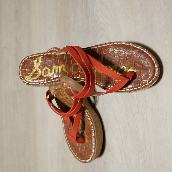 NWOT Sam Edelman Rasha Red Wedge Size 8 - Picture 2 of 10